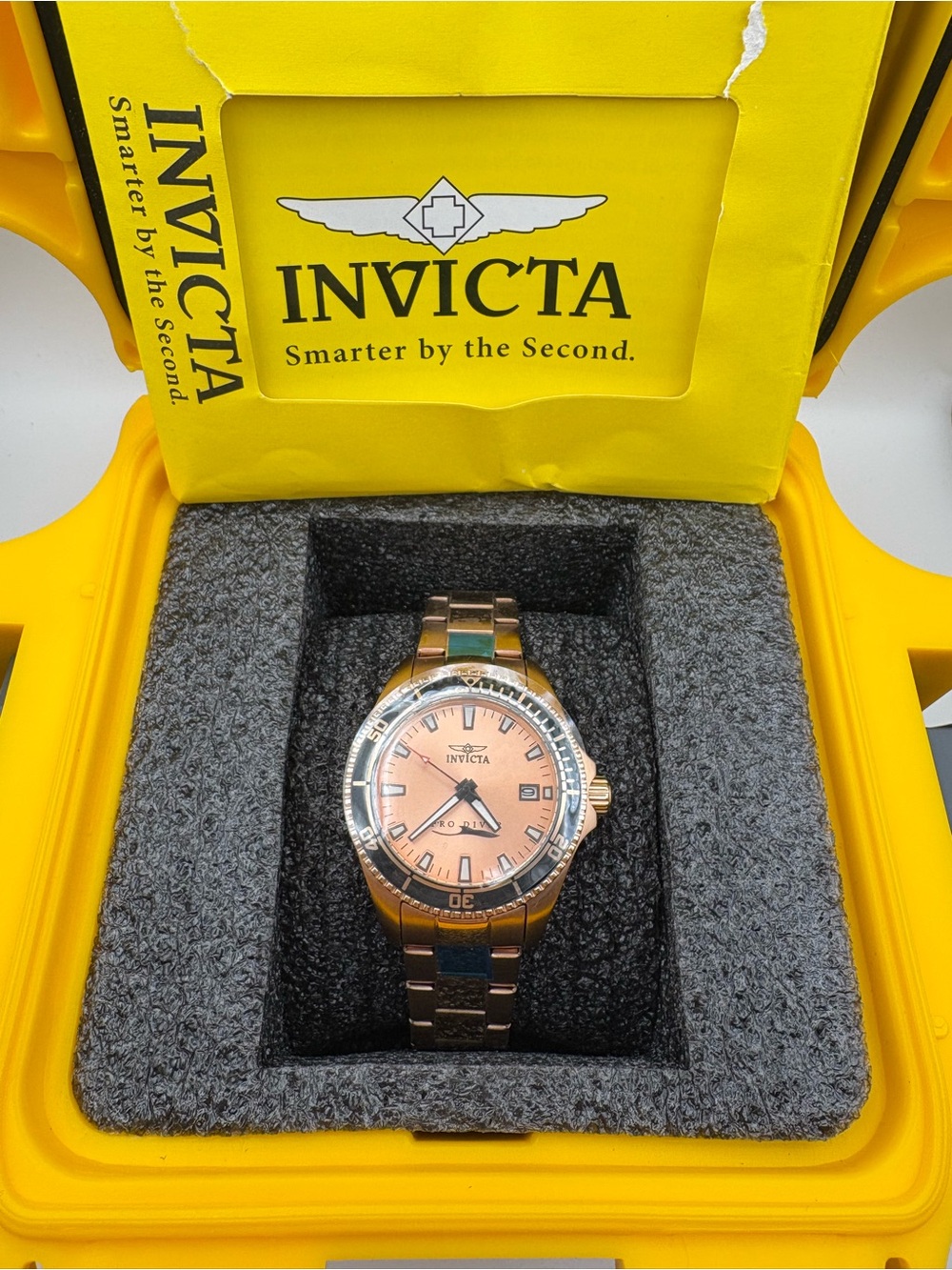 NIB: Invicta Women’s Pro Diver Trinite Night Glow #15137 Flame-Fusion Crystal